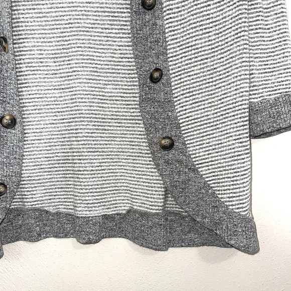 Maurices Gray & White Striped Button Open Front Cardigan Medium Women’s - Picture 5 of 12
